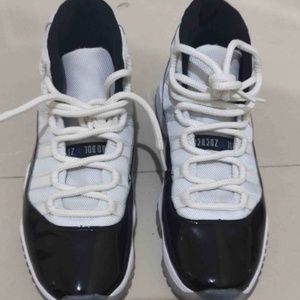 Jordan 11 the concord